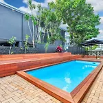 Bliss At Broadbeach - Large Canal Facing Property