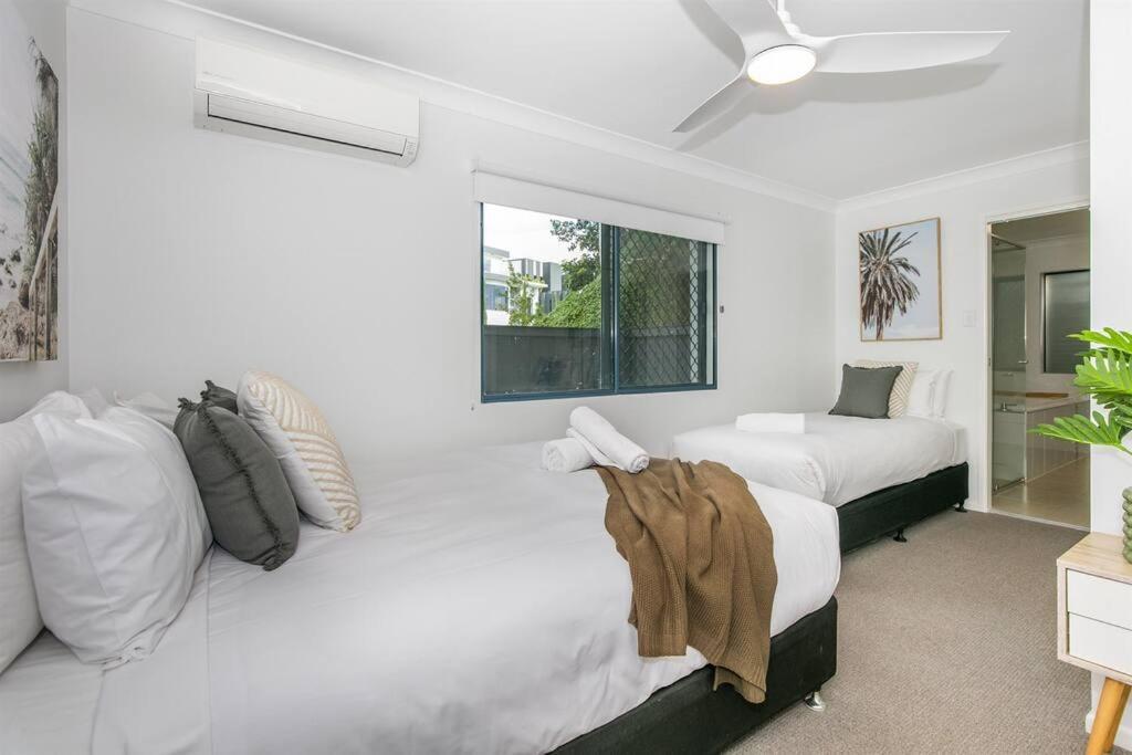Bliss At Broadbeach - Large Canal Facing Gold Coast